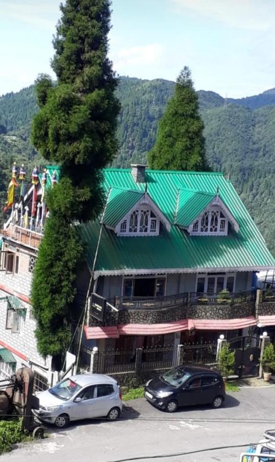 Tharbaling Homestay Дарджилинг Экстерьер фото