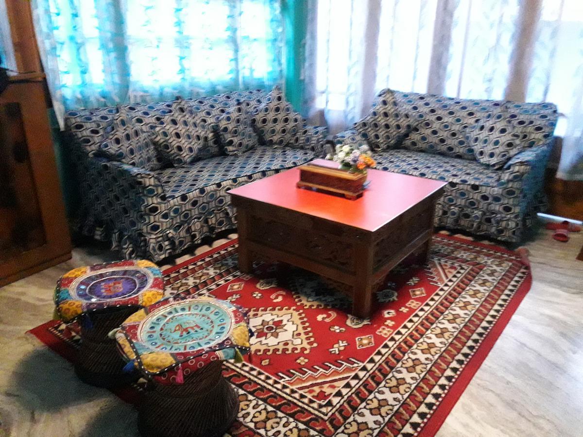 Tharbaling Homestay Дарджилинг Экстерьер фото